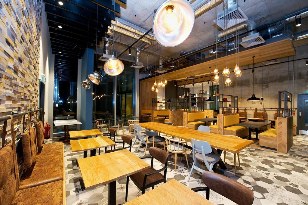 Staycity Aparthotels London Heathrow Hillingdon Exterior foto